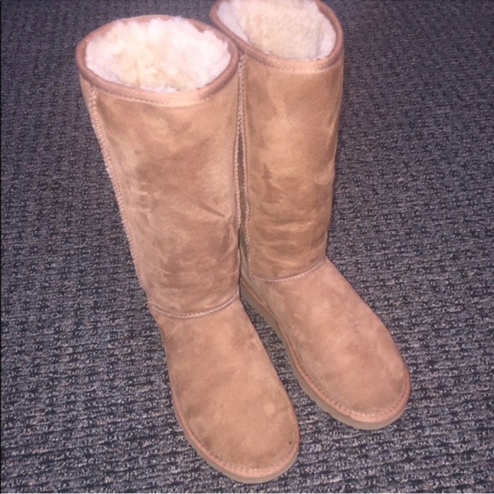 Ugg Classic Tall Size 7